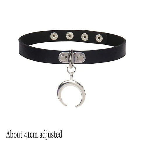 Black Leather Gothic Choker with Heart & Chains