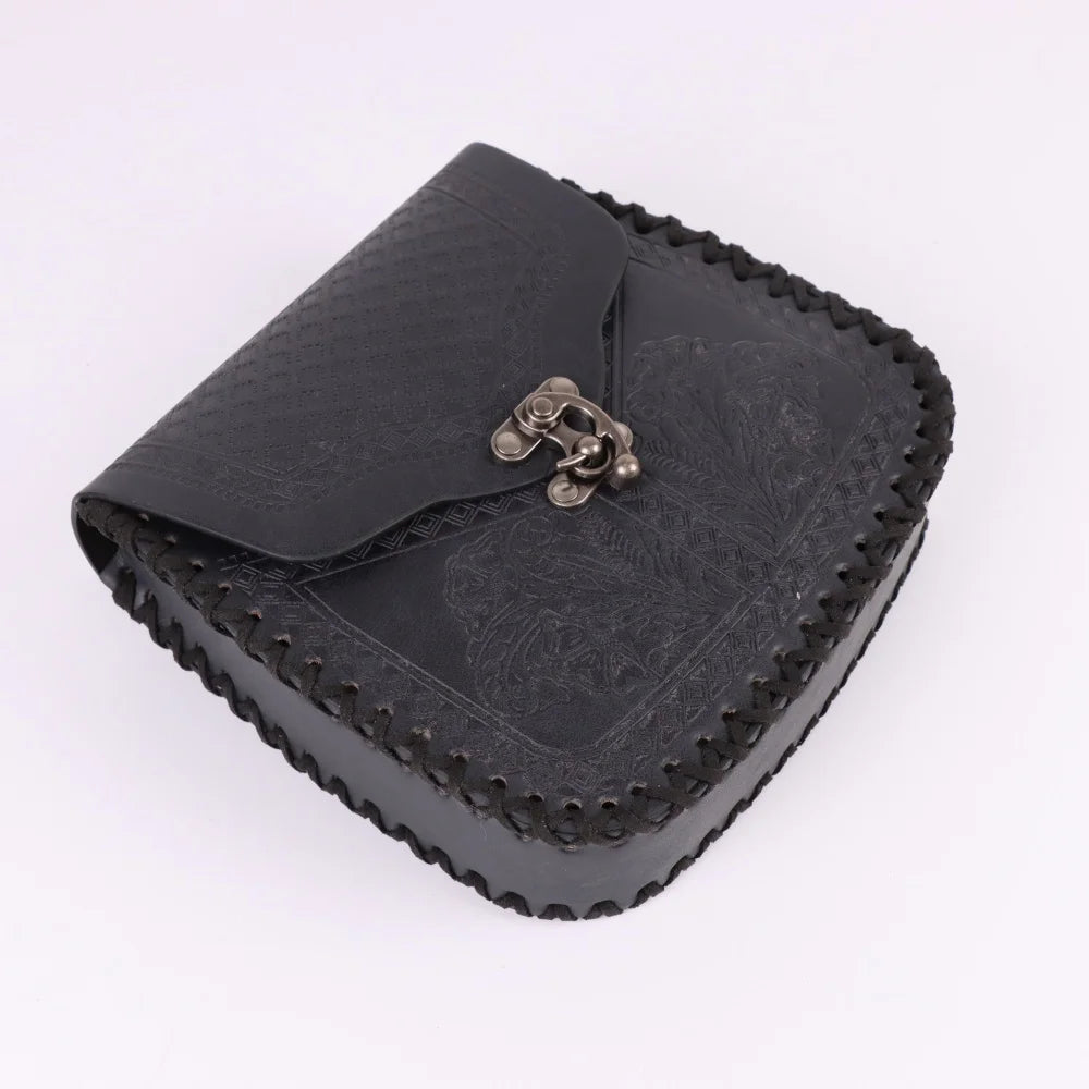 Embroidered Relic Satchel of the Wanderer